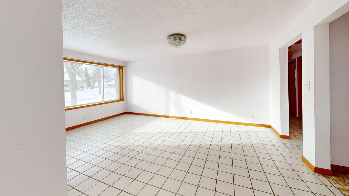 747 Nebraska Avenue, Saint Paul, MN 55106