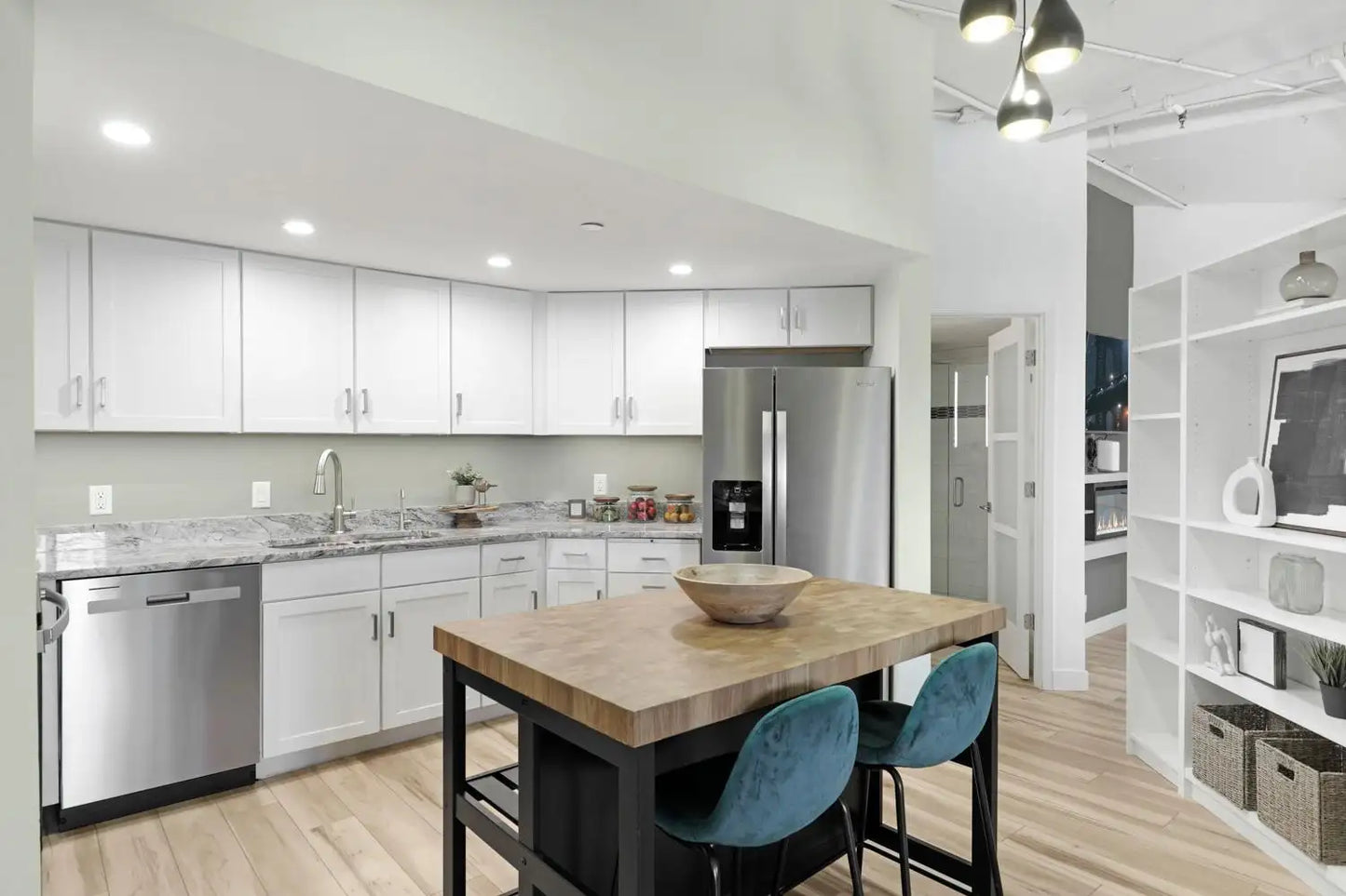 20 2nd Street, Minneapolis, MN 55413