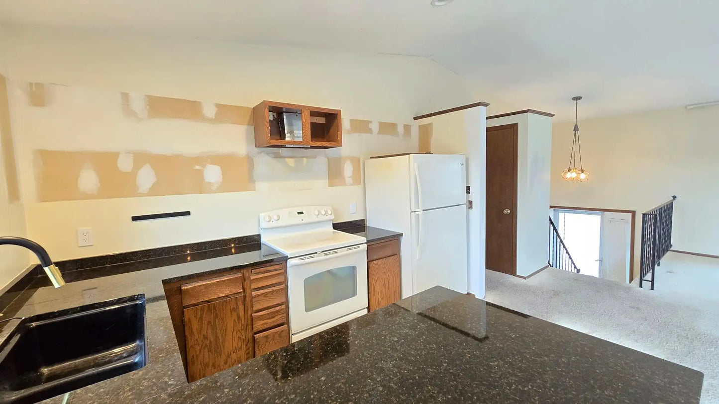 14291 92nd Avenue, Maple Grove, MN 55369