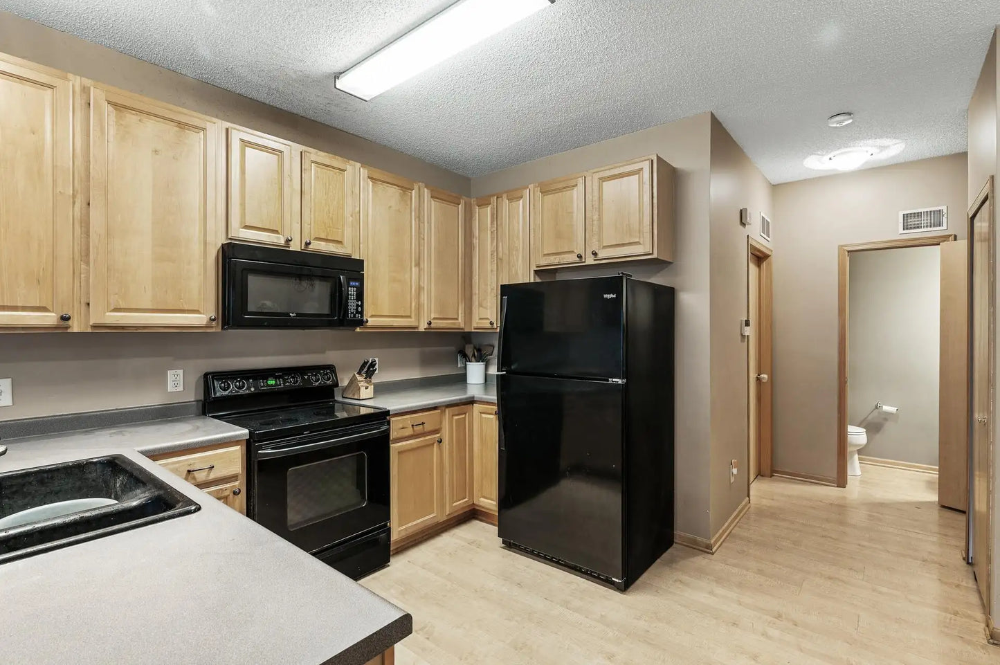9162 Comstock Lane, Maple Grove, MN 55311