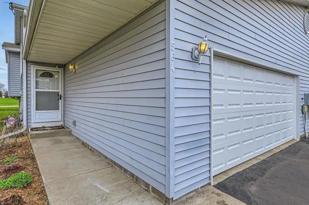 564 Kendall Drive, Hastings, MN 55033