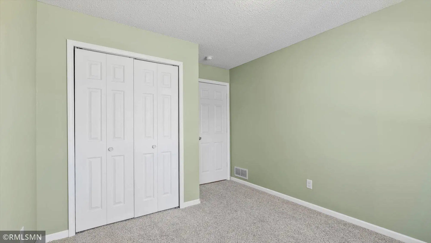 14230 Upper 54th Street, Oak Park Heights, MN 55082