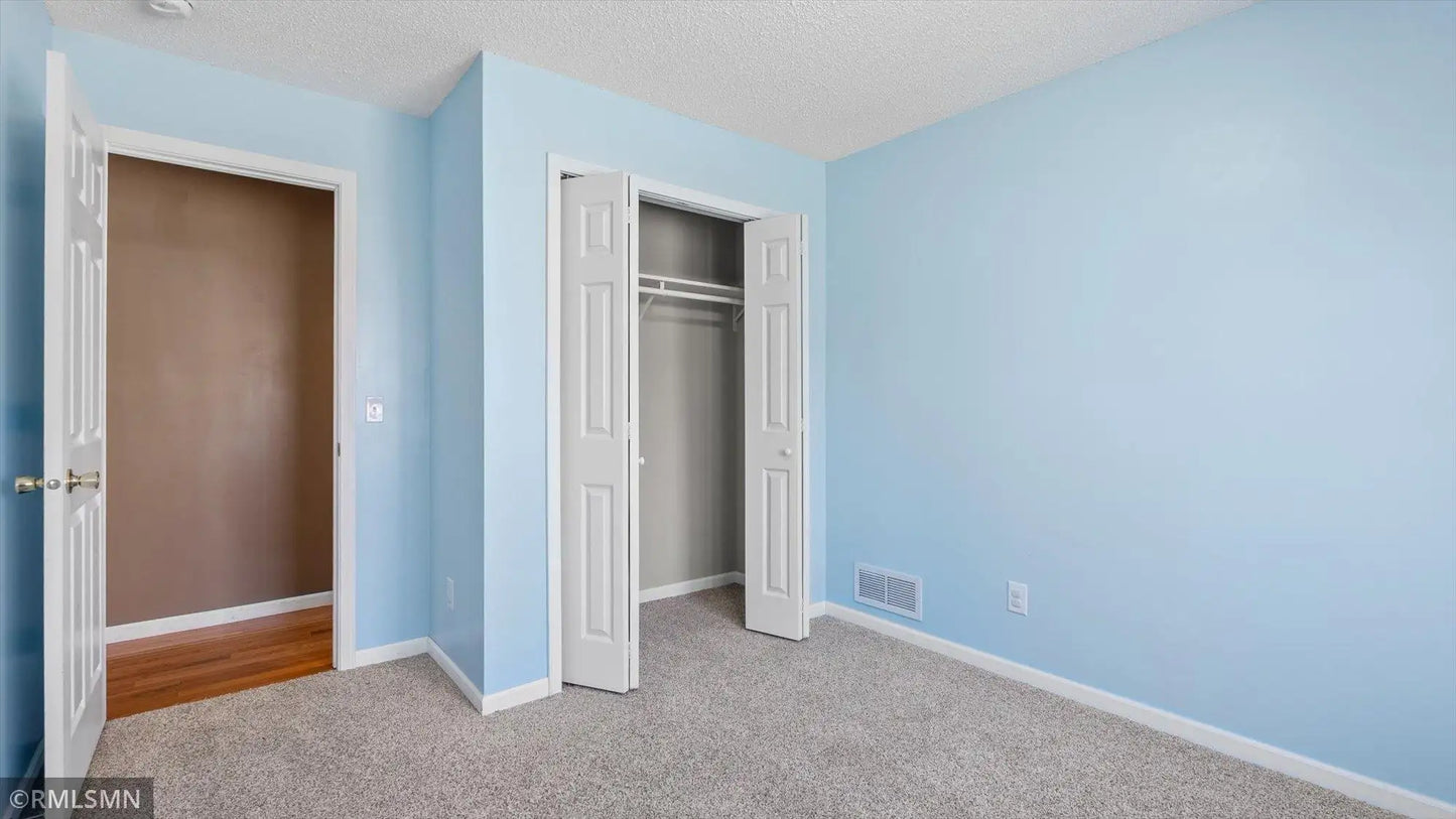 14230 Upper 54th Street, Oak Park Heights, MN 55082