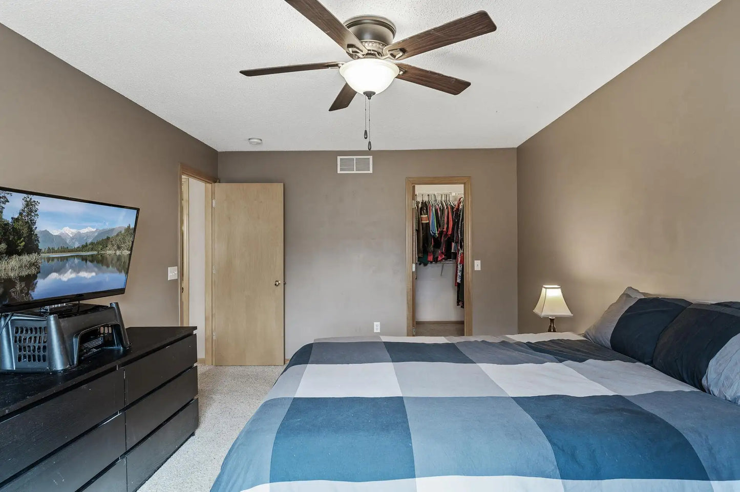 9162 Comstock Lane, Maple Grove, MN 55311